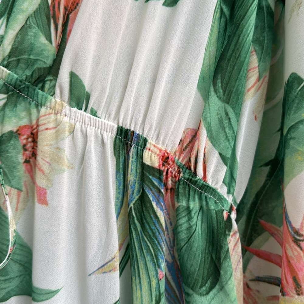 NWOT Floral Green and Cream Printed Maxi Flowy Kimono Top Size Medium - Picture 9 of 9